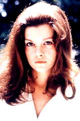 Geneviève Bujold profile picture