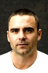 Dustin Clare profile picture