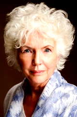 Fionnula Flanagan profile picture