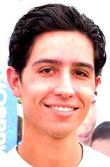 Lorenzo James Henrie profile picture