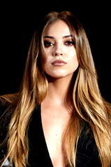 Ana Mena profile picture