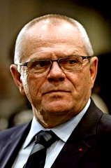 Milan Kňažko profile picture
