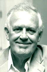 Joss Ackland profile picture