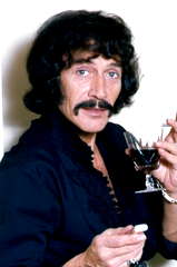 Peter Wyngarde profile picture