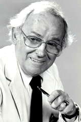 Barnard Hughes profile picture