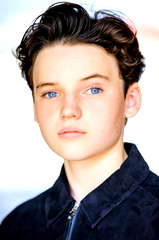 Benjamin Evan Ainsworth profile picture