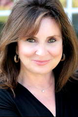 Holly Palance profile picture