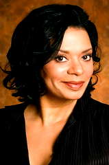 Yvonne Farrow profile picture