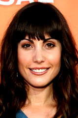 Carly Pope profile picture