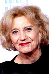 Marisa Paredes profile picture