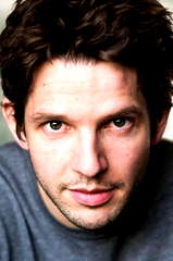 Damien Molony profile picture