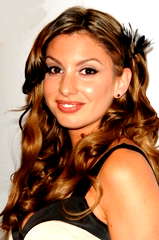 Laura Bach profile picture