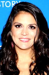 Cecily Strong profile picture