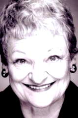 Zoaunne LeRoy profile picture