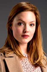 Holliday Grainger profile picture
