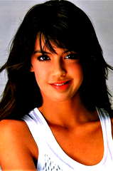 Phoebe Cates profile picture