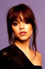 Jenna Ortega profile picture