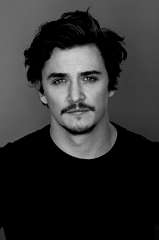 Kyle Gallner profile picture