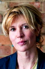 Julia Davis profile picture