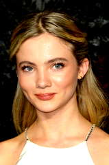 Freya Allan profile picture