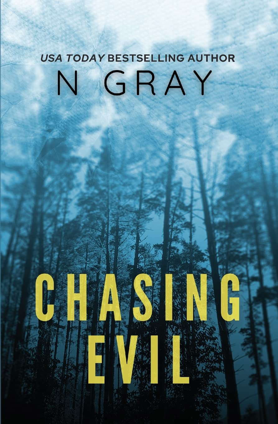 Chasing Evil: A suspense thriller (Dana Mulder) poster