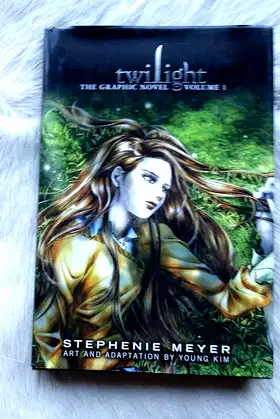 Twilight: The Graphic Novel, Volume 1 poster