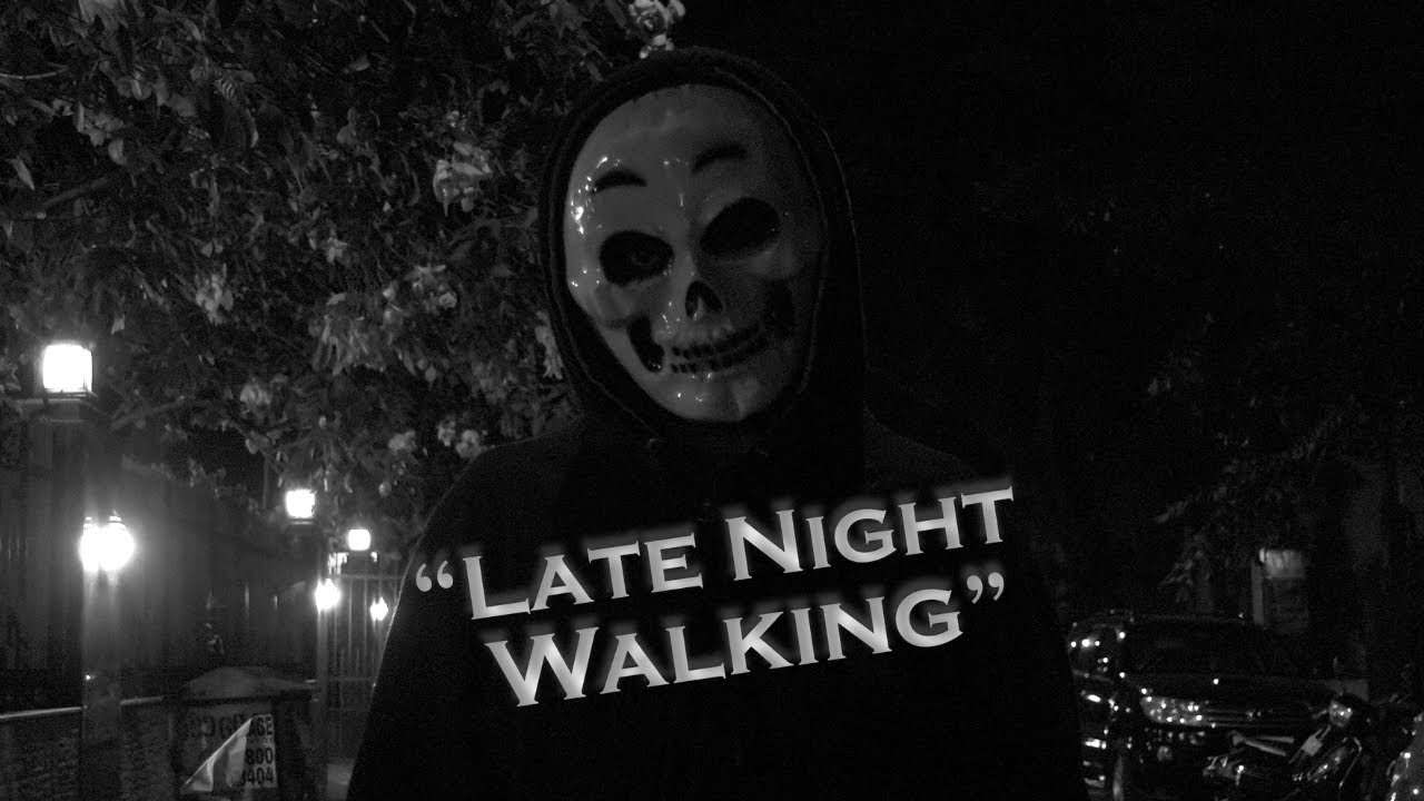 LATE NIGHT WALKING - Short Horror Film