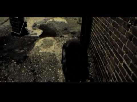 CHICK'N-HEAD HORROR SHORT