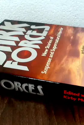 Dark Forces: New Stories of Suspense and Supernatural Horror poster