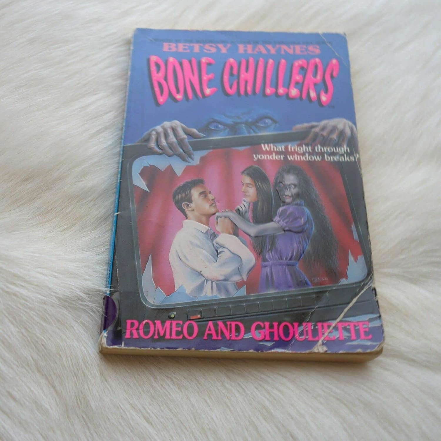 Romeo and Ghouliette (BC 23) (Bone Chillers, 23) poster