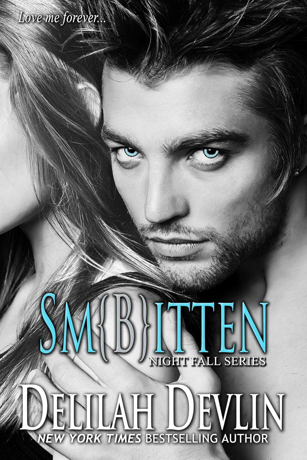 Sm{B}itten (a BBW/vampire romance) (Night Fall Book 1) poster
