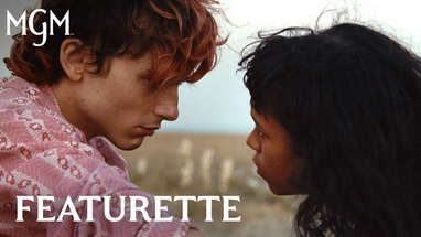 Outsiders in Love – Featurette poster