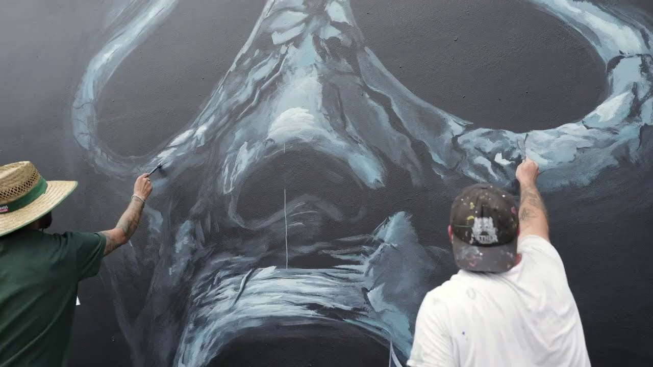 Ghostface killing it on this amazing mural spotted in Melbourne.