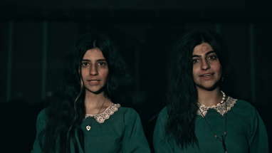 ترەیلەری فەرمی شانۆیی بریسکانەوە | بەرهەمی دامەزراوەی شانۆیی هێڵ. The Shining Play Trailer poster