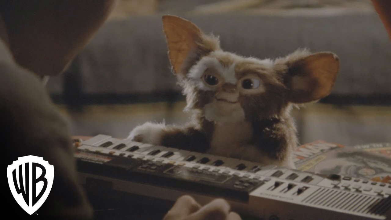Poster for Gremlins