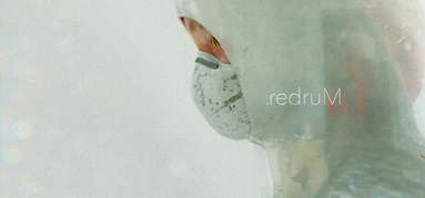 .redruM capsule