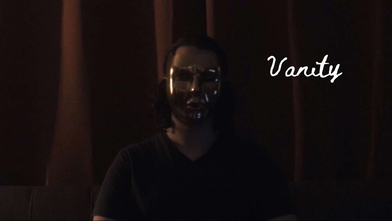 "Vanity" (2021) a 45 Second Horror Short