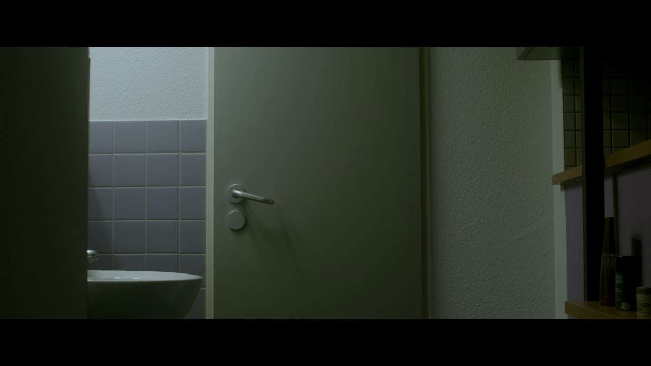 Bathroom Door - Short Horror Film BMPCC 4K, Canon FD 24mm f2.8