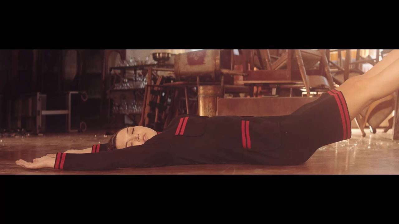- IN A LONELY PLACE - trailer#1