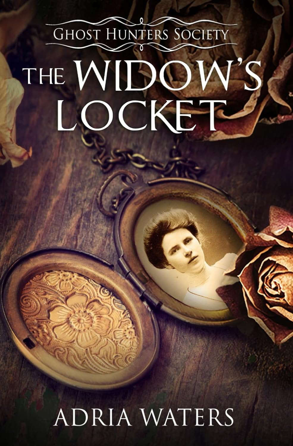 The Widow's Locket: Ghost Hunters Society Book Four poster