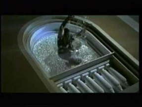 THE POOL - INIZIA L'INCUBO (2001) Trailer Cinematografico poster