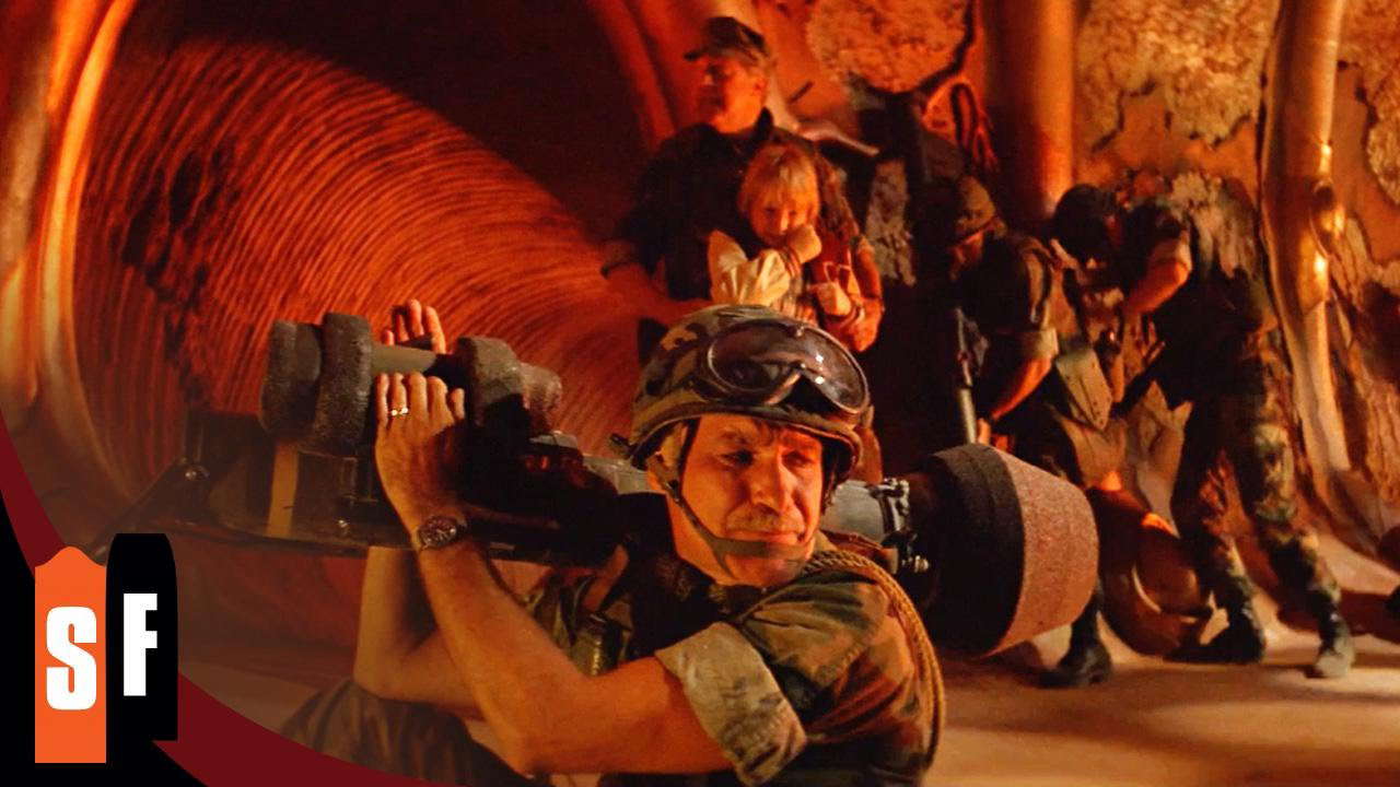Tobe Hooper and Hunter Carson Discuss Working With Marines