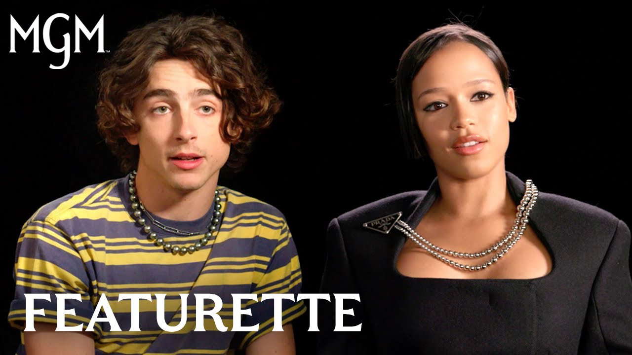 “A Look Inside” Featurette