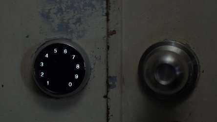 MADE VR : Interactive Movie - 01. Run away! screenshot 5